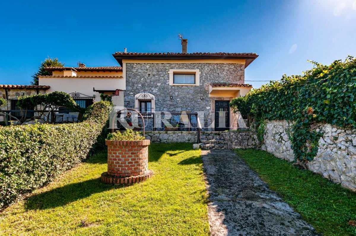 Casa Carmen 5 Situada En Una Zona Muy Tranquila A Кольера Экстерьер фото