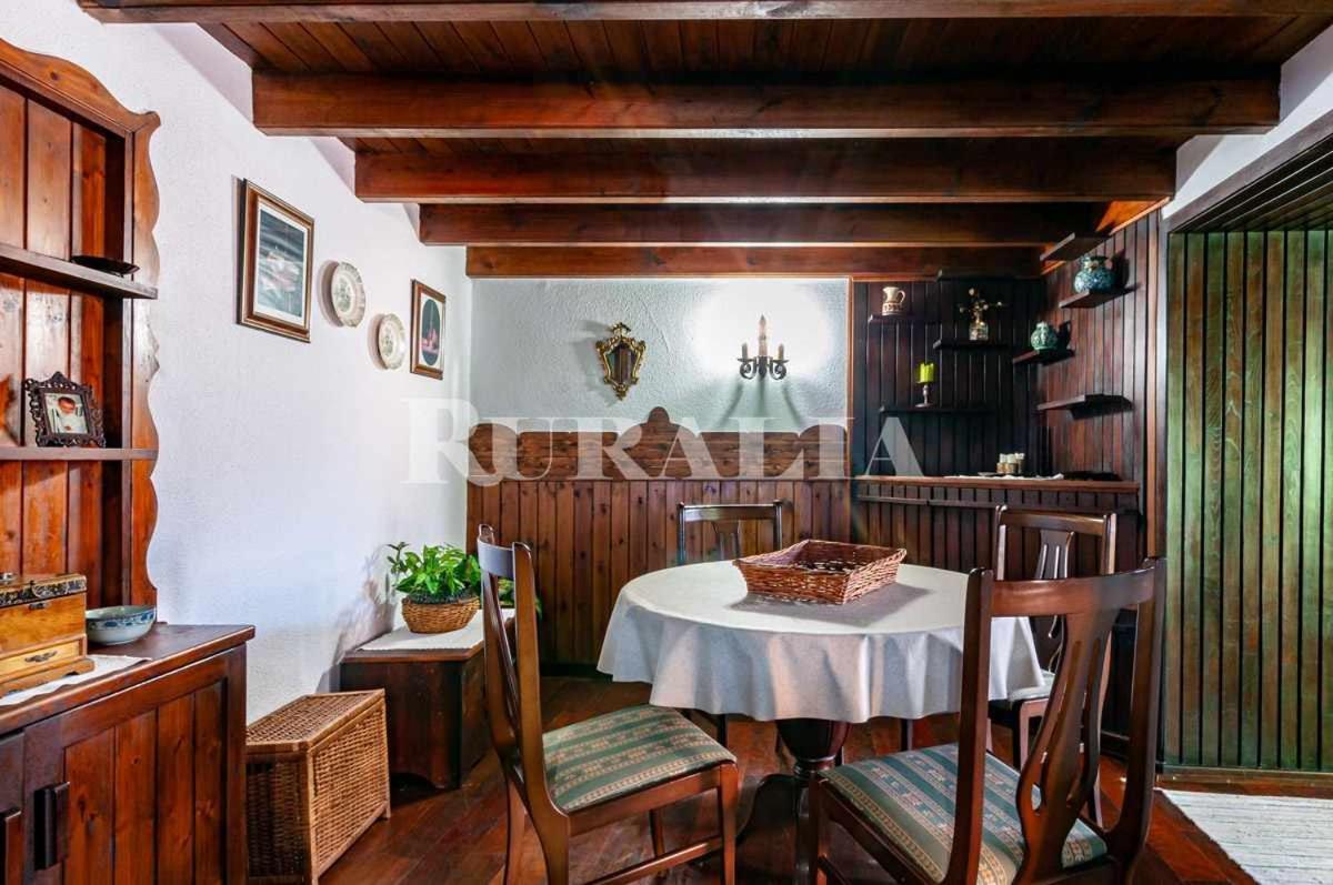 Casa Carmen 5 Situada En Una Zona Muy Tranquila A Кольера Экстерьер фото